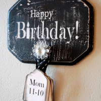 Gift Idea: Happy Birthday Sign!