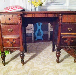 Chalk Paint Desk and Chair Makeover