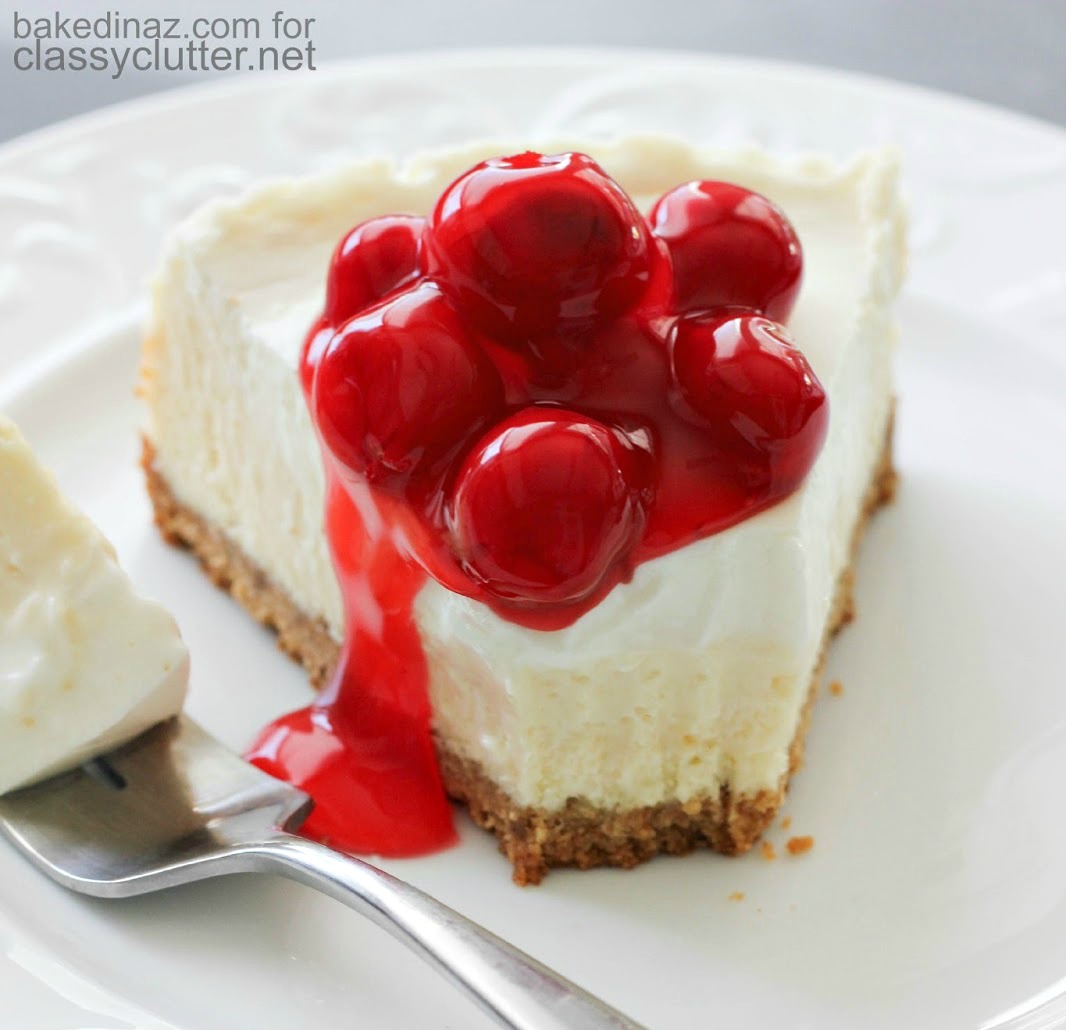 Classic Cheesecake with Sour Cream Topping