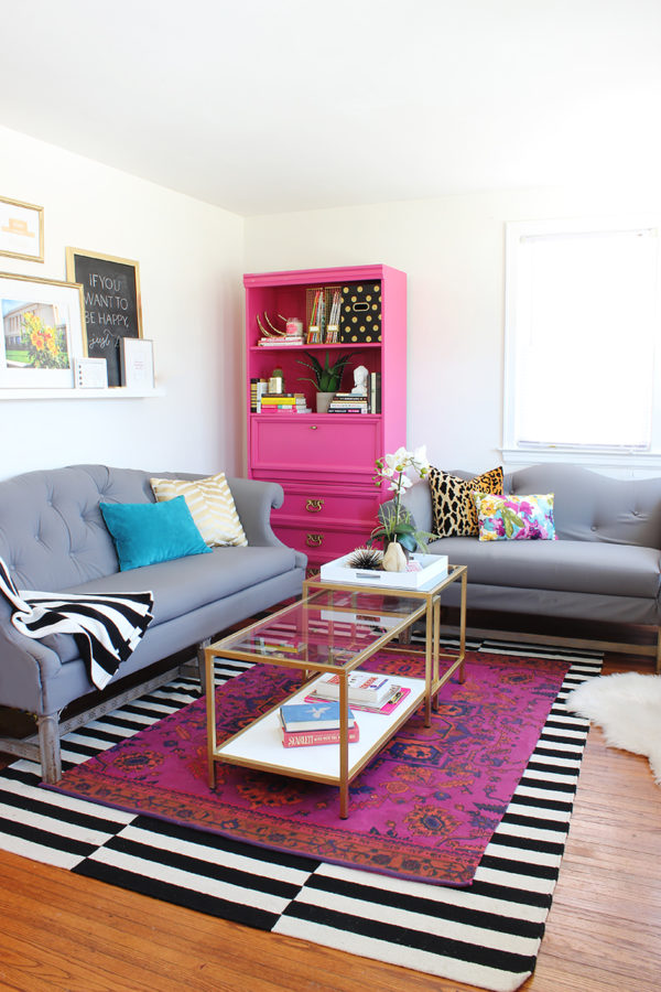Bookshelf Decor | How To Style A Bookshelf (and what NOT to use!)