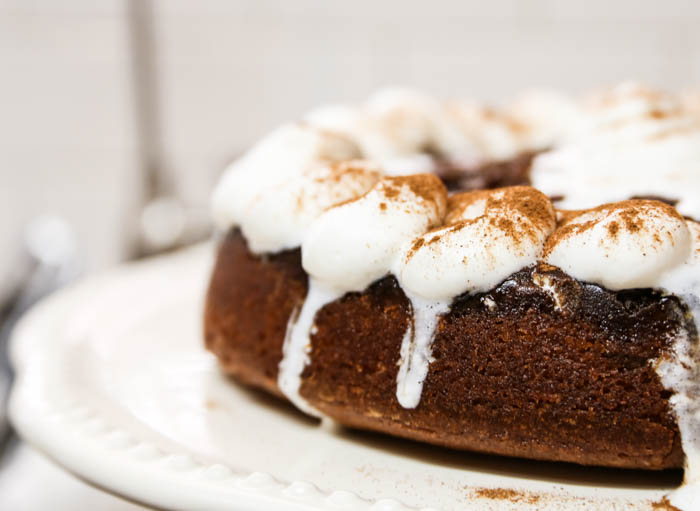 Dessert Recipes: Delicious Apple Upside Down Cake