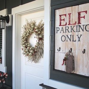 Bake Craft Sew Decorate: Rustic Elf Parking Pallet Sign