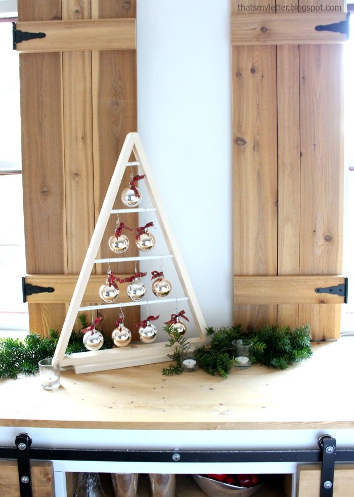Bake Craft Sew Decorate: DIY Modern Tree with Ornaments