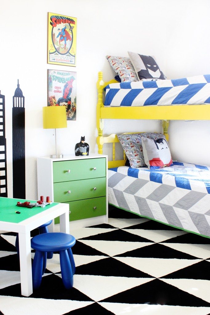 Love this cute, modern Superhero Room! Click for more!
