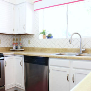 The BEST way to paint your cabinets