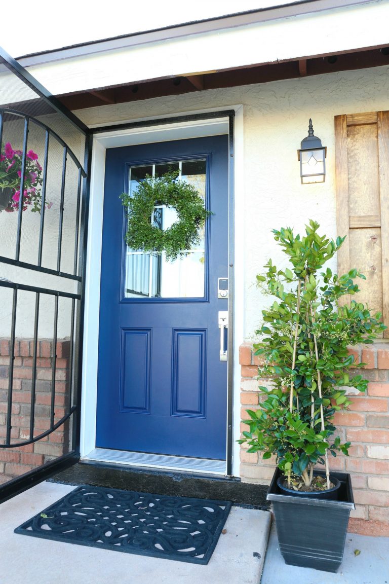 Comment peindre une porte D'entrée {sans L'enlever } Classy Clutter — free download