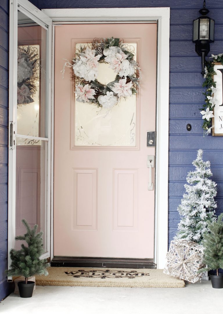Prescott View Home Reno: Holiday Front Door Makeover and easy updates for your home!