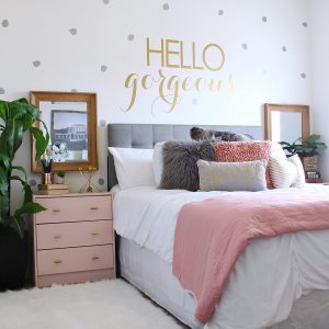 Surprise Teen Girl’s Bedroom Makeover