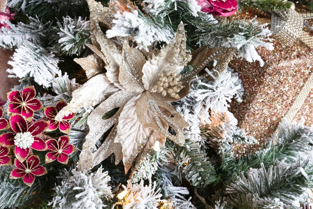 Florals in DIY Christmas tree