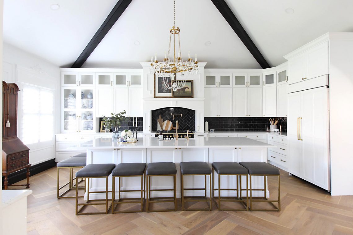 Mallory's Classic Colonial Kitchen Reveal