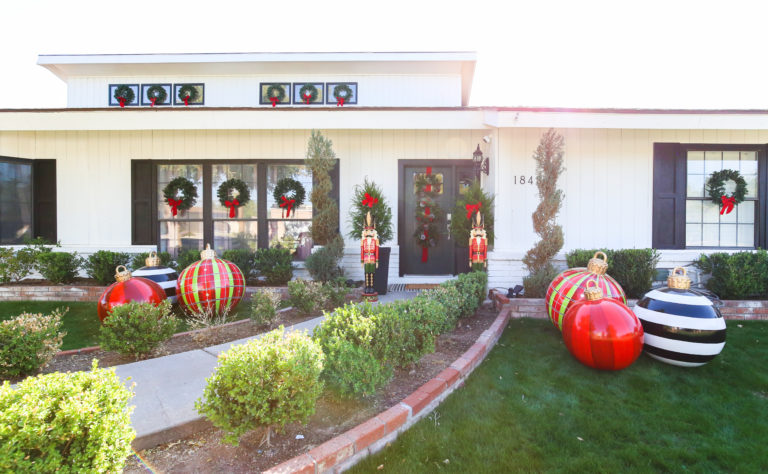 My Outdoor Holiday Decor with Grandin Road!