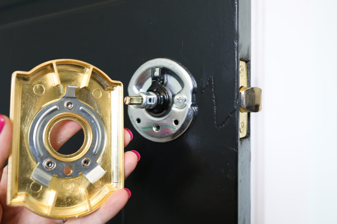 How to Install a Door Knob | Schlage Review